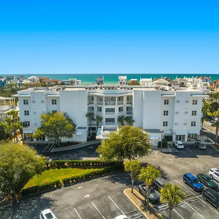 The Alexander By Panhandle Getaways